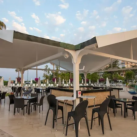 Hotel Falcon 4*