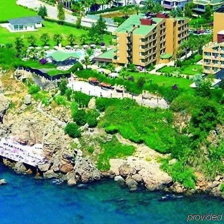 Falcon Hotel