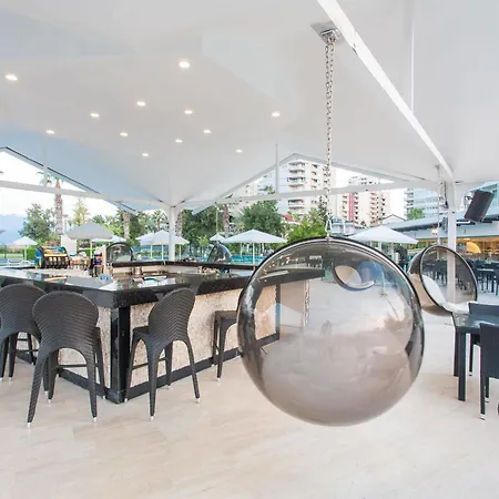 Hotel Falcon 4*